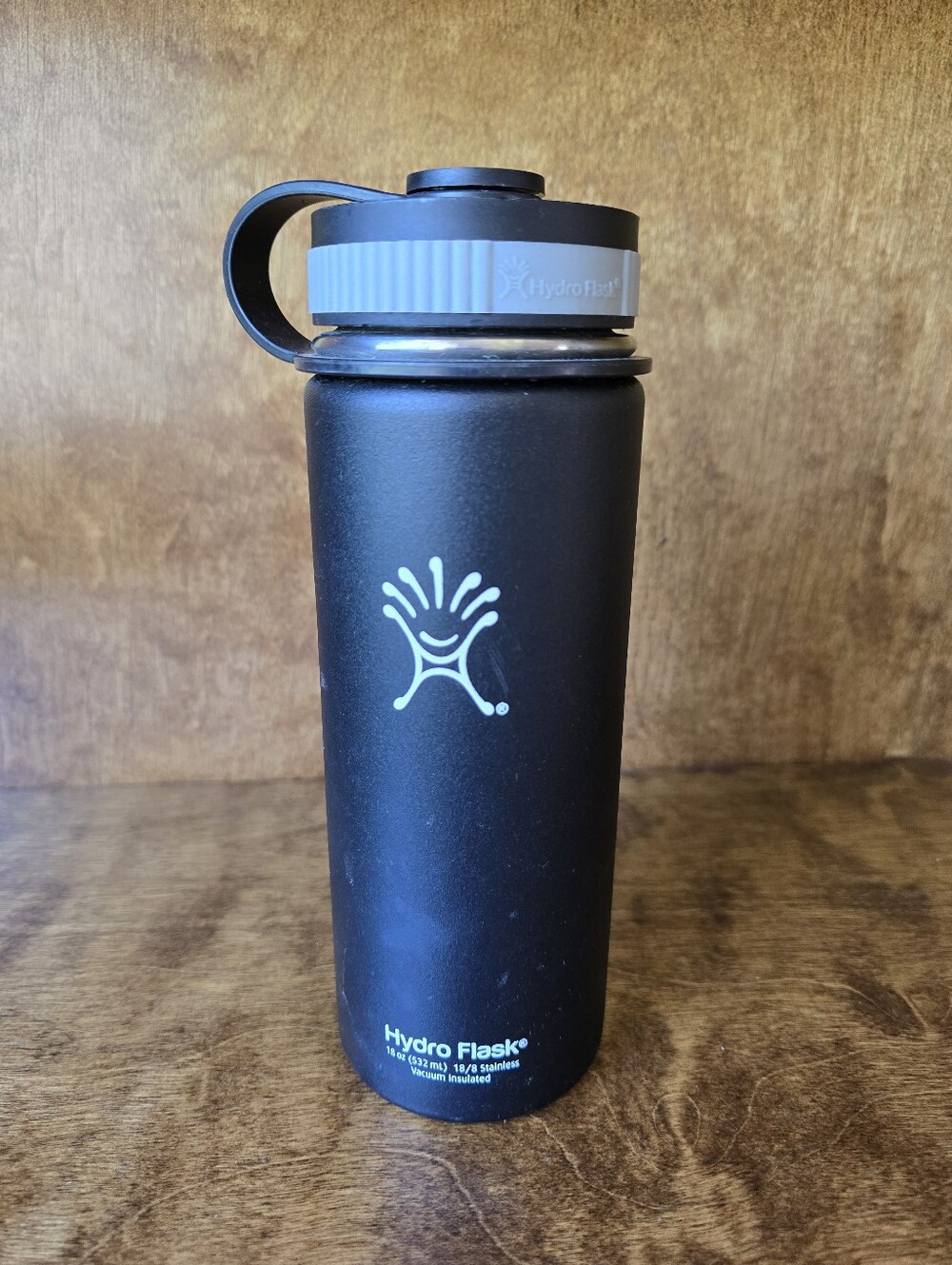Hydro Flask 18/8 Stainless Steel Water Bottle 18 oz